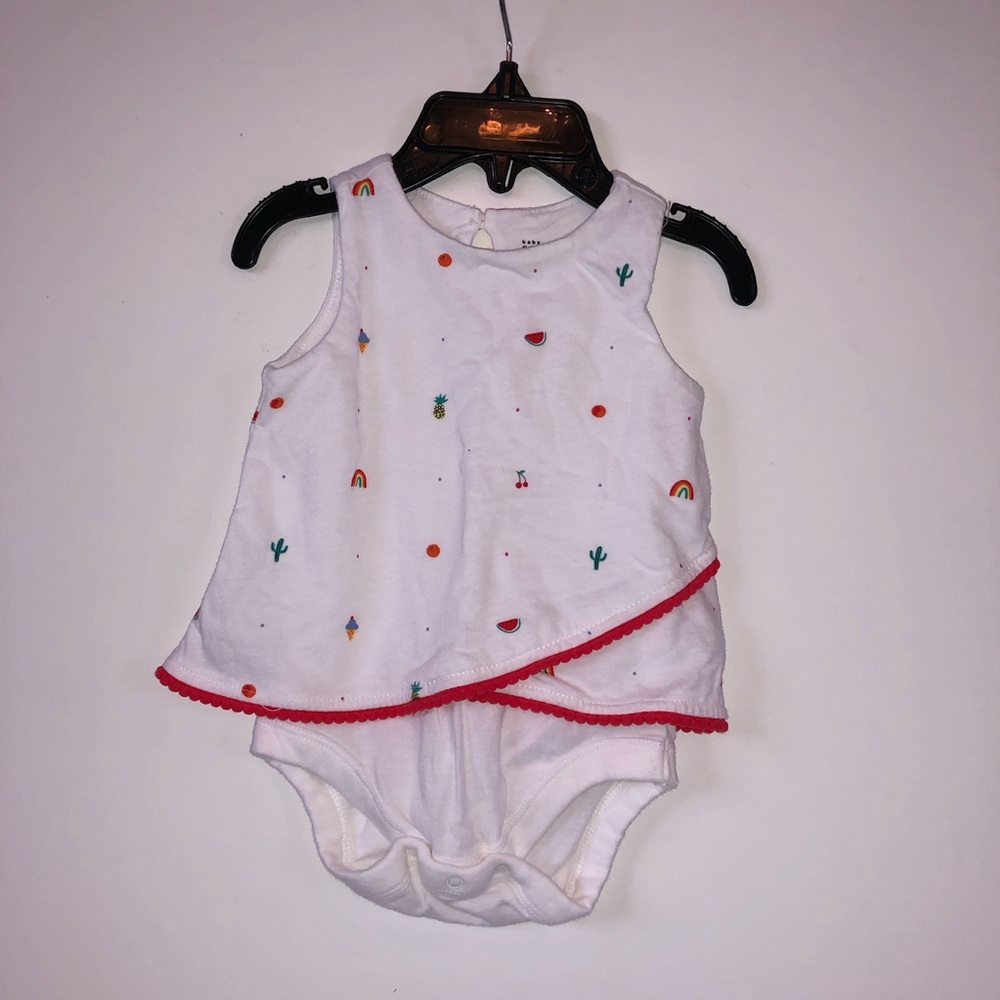 Baby Gap summer Onsie